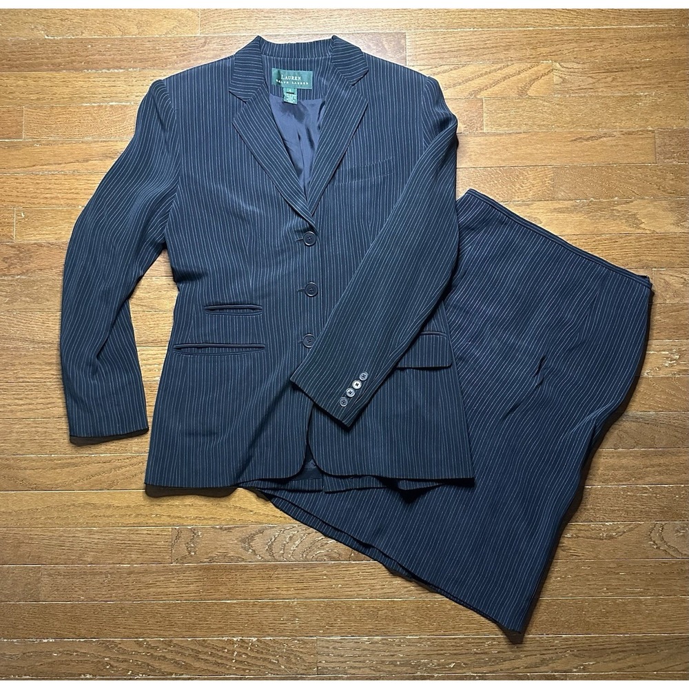Lauren Ralph Lauren 100% Silk Pin Stripe Suit Skirt Size 6 Blazer Size 4 Navy